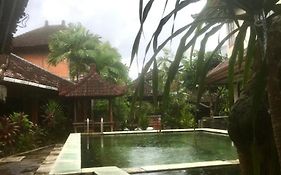 Lestari Homestay